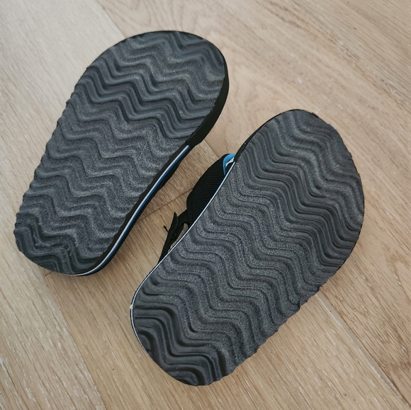 UNBRANDED | NWOT sandals - Picture 3 of 5